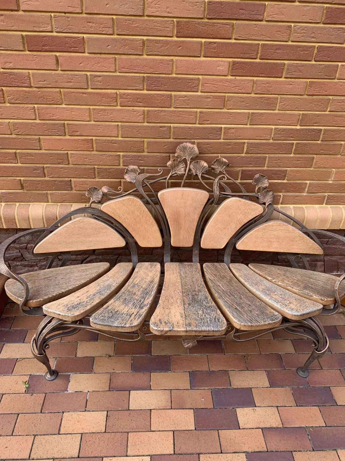 Реставрація лавки