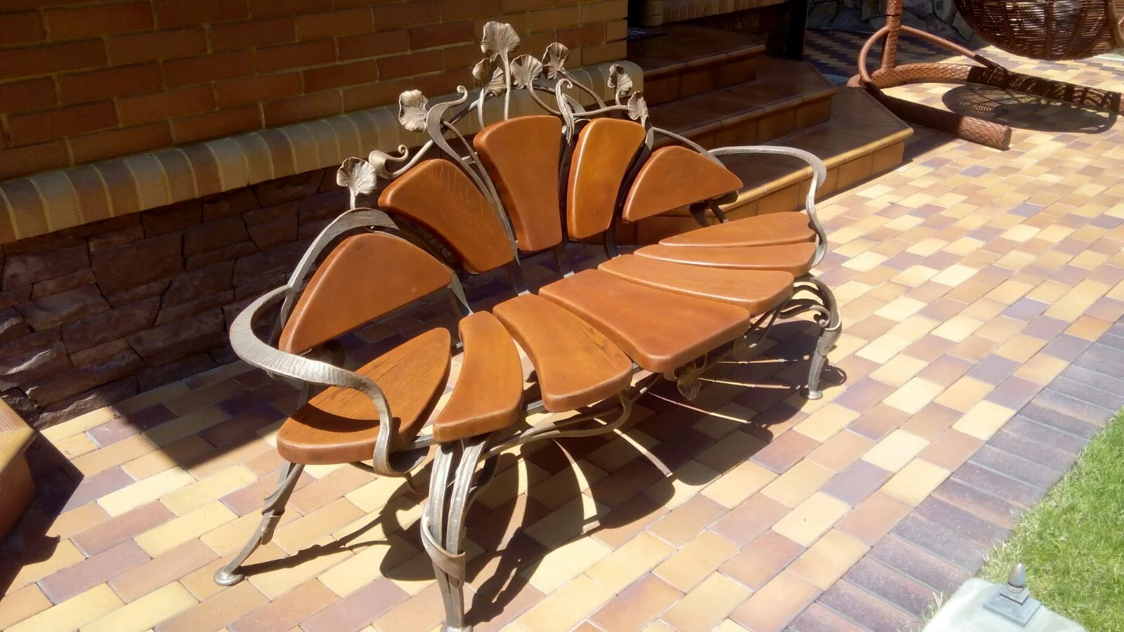 Відновлення деревʼяної лавк