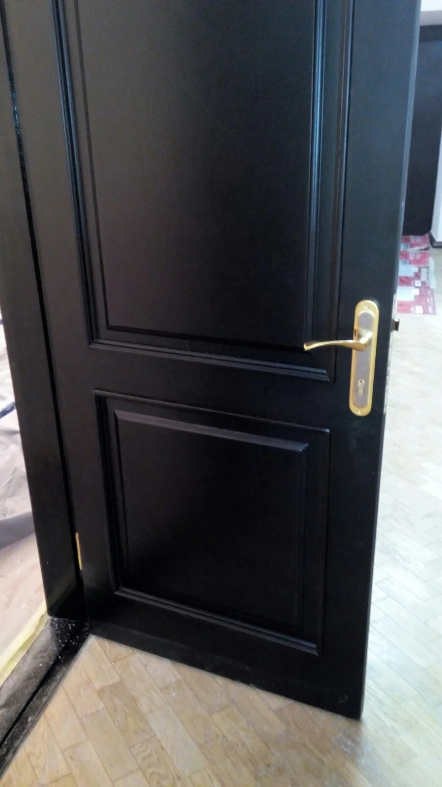 реставрація та фарбування дверей із заміною кольору